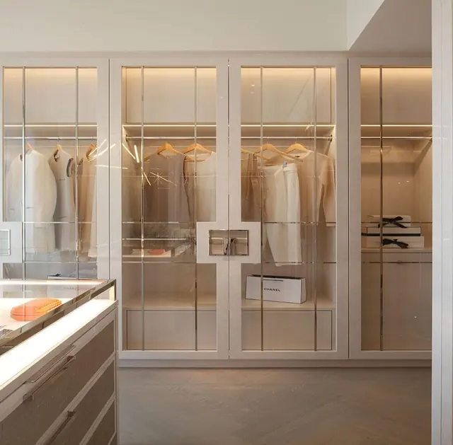 Dressing rooms DRS-04